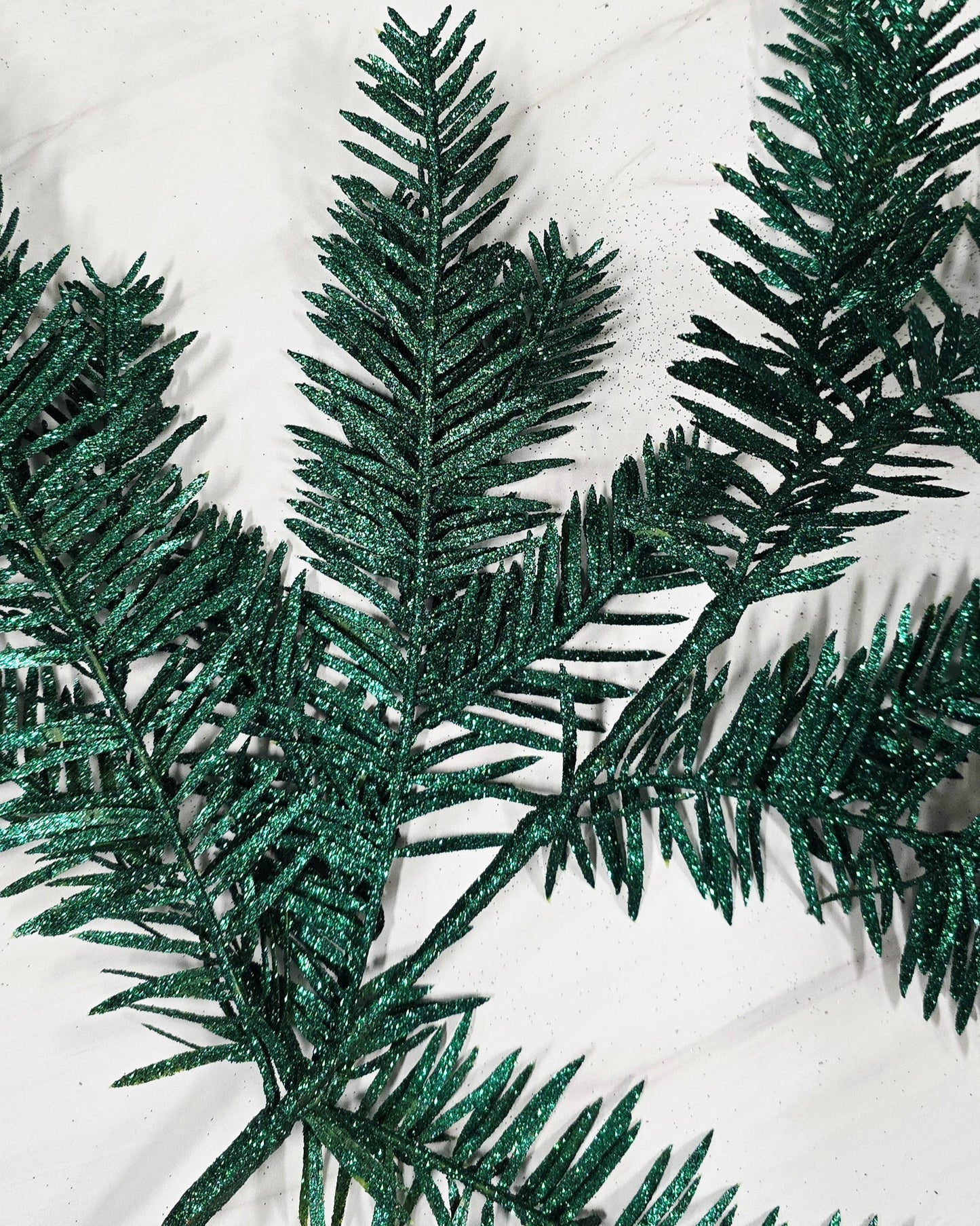 Stem - 26" Hunter Green Hemlock Glitter