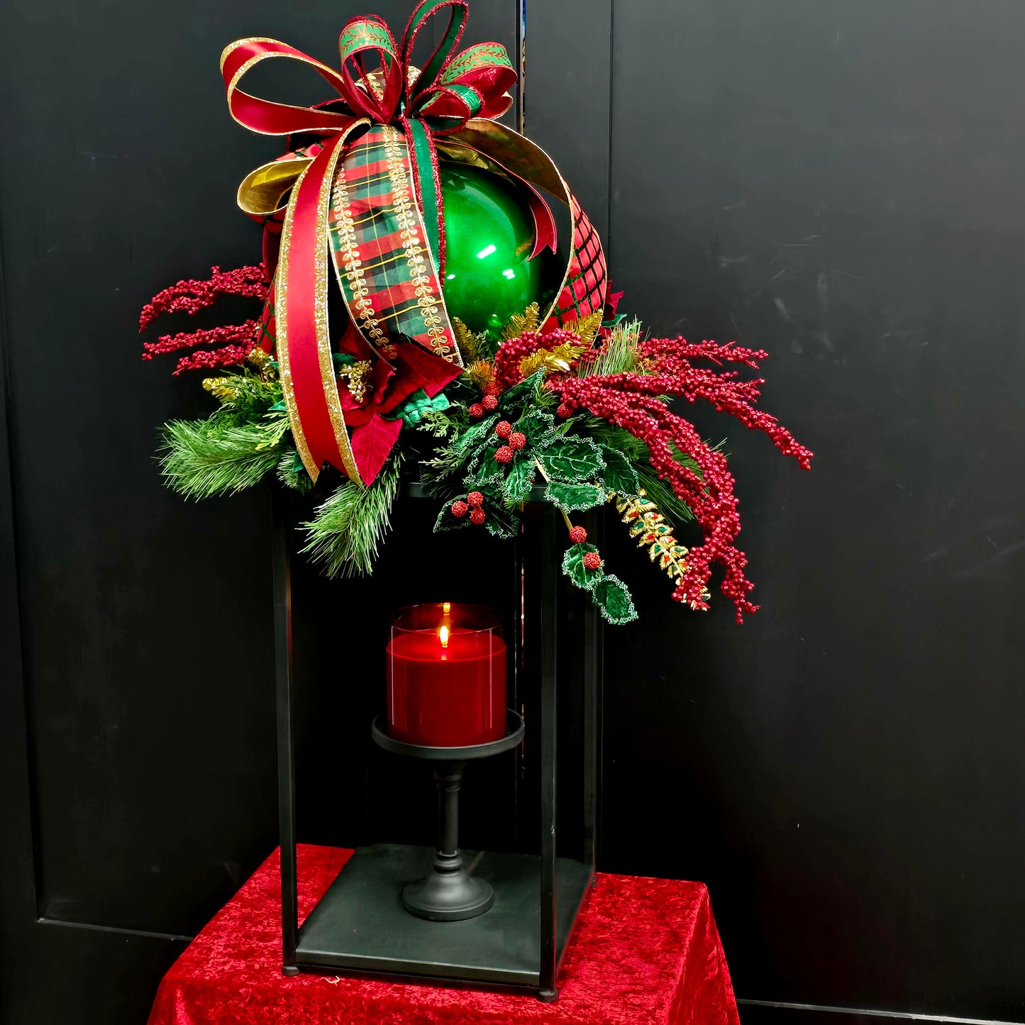 'Everlasting Glow' - Christmas Lantern