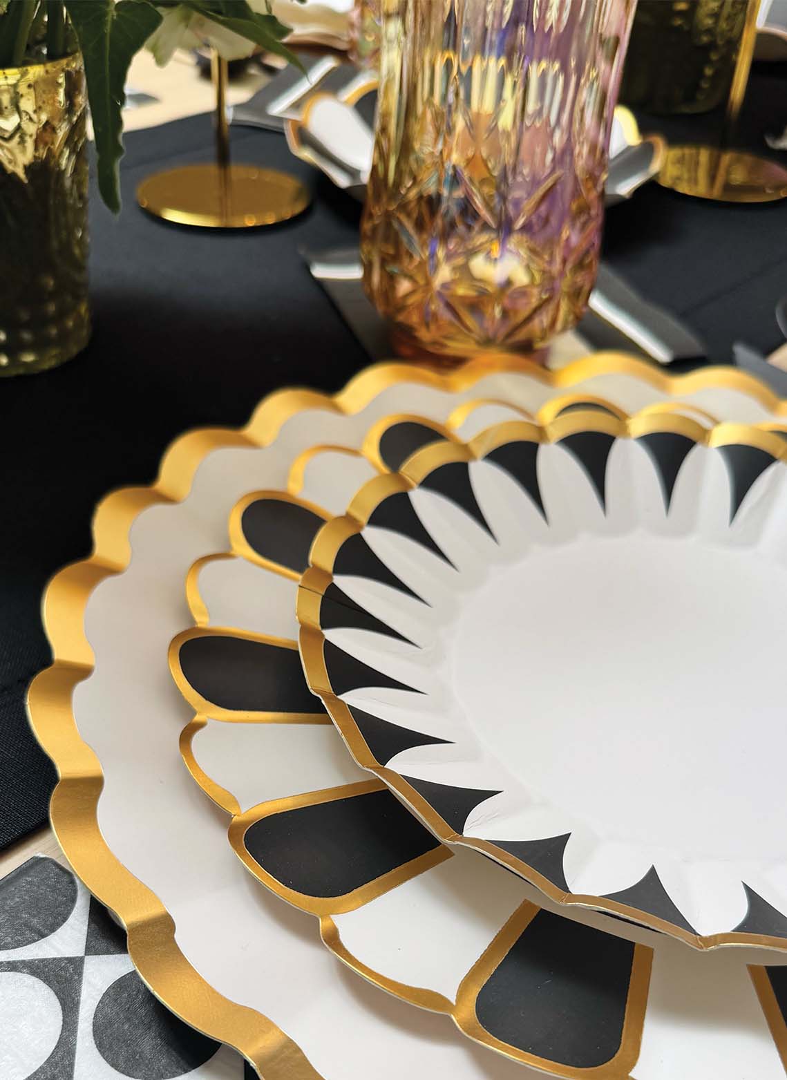Sophistplates - Black Tie Affair Tablescape