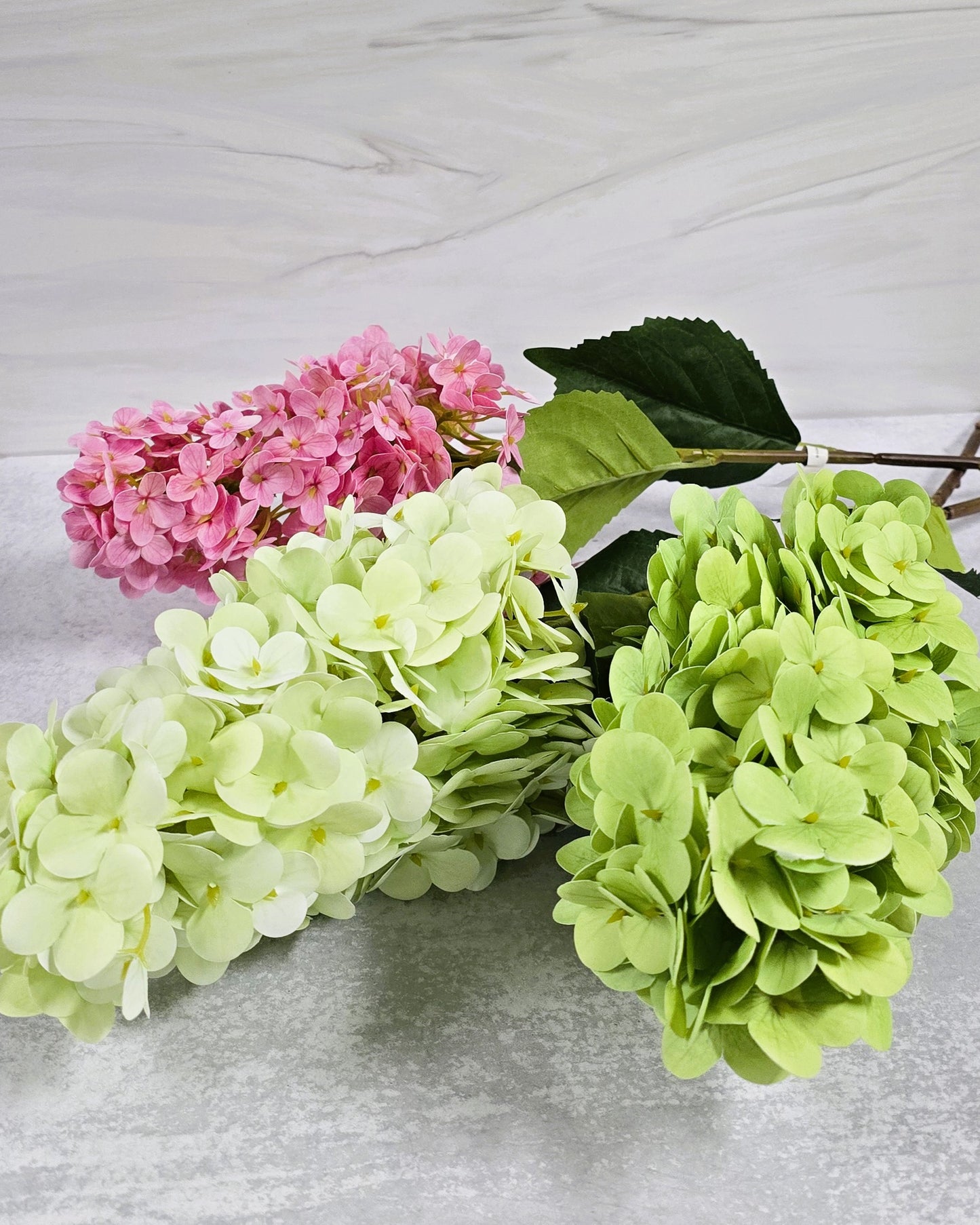 28" Summer Queen Hydrangea Stem - Green