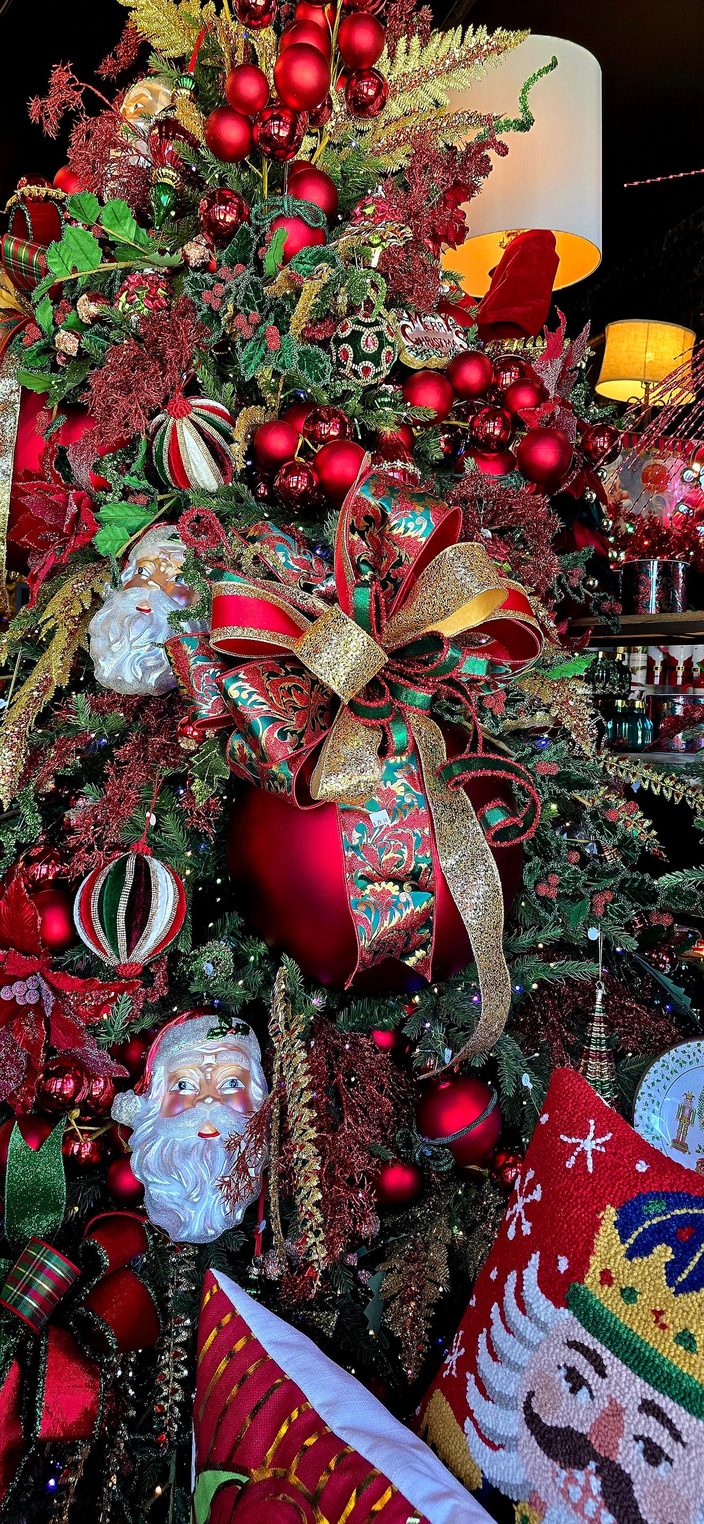 Bow - XL Traditional Red, Green, Gold, Designer Mix