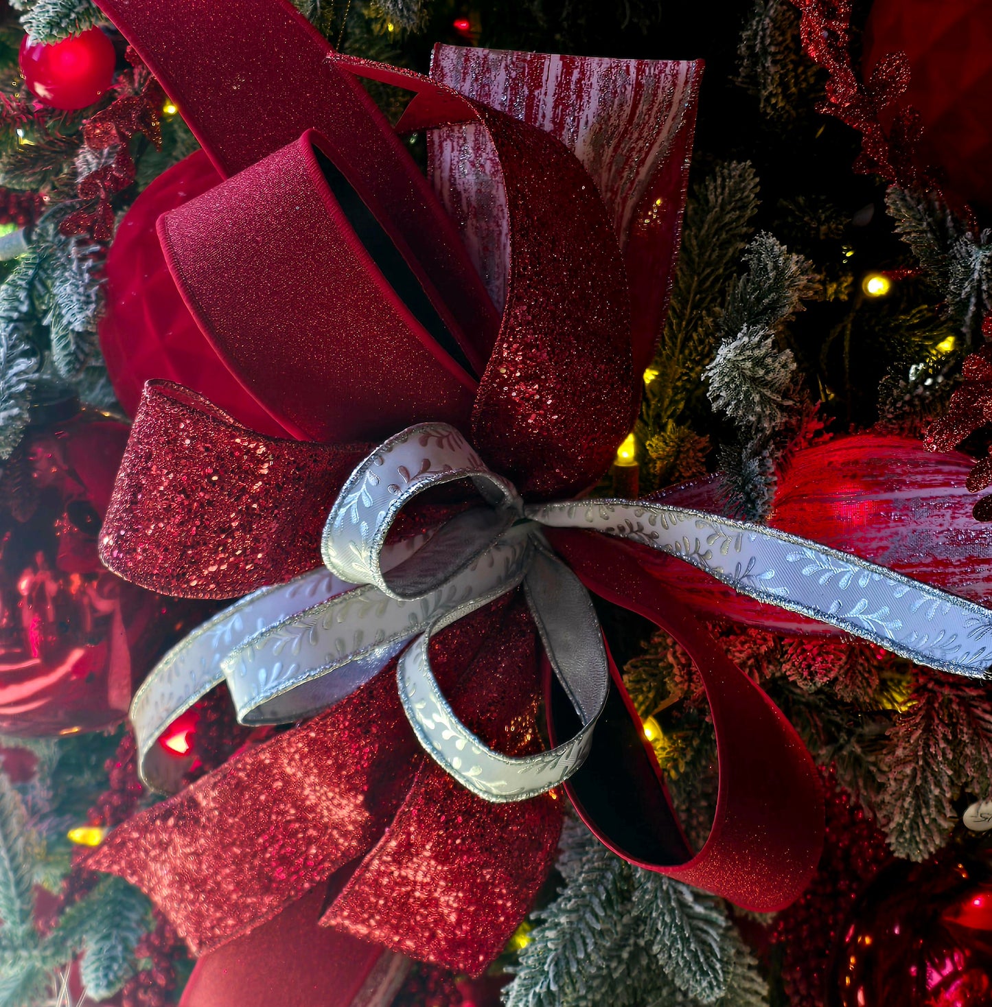 Bow - Red, Silver, White Designer Mix