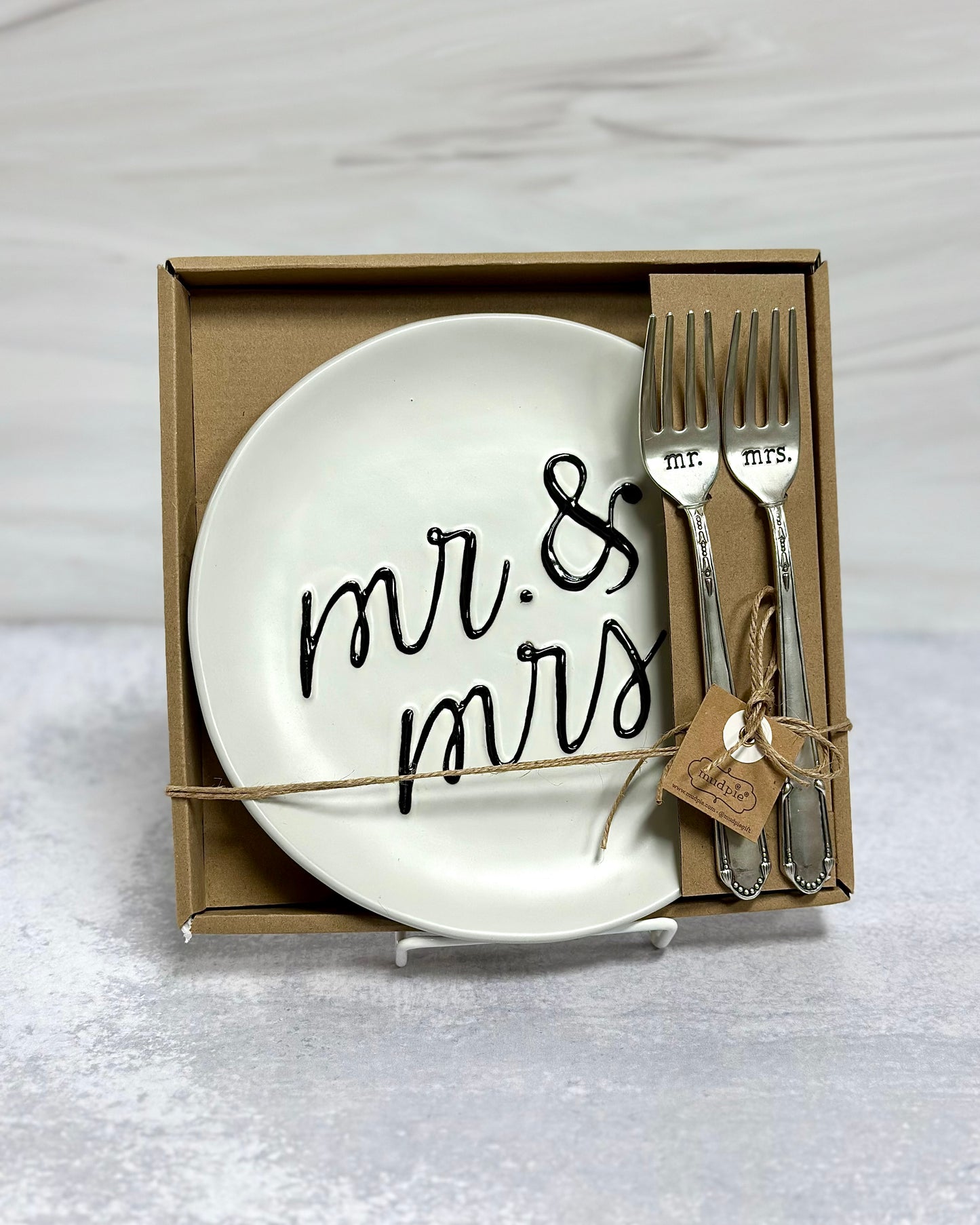 MudPie Mr. & Mrs. Cake Plate Gift Set