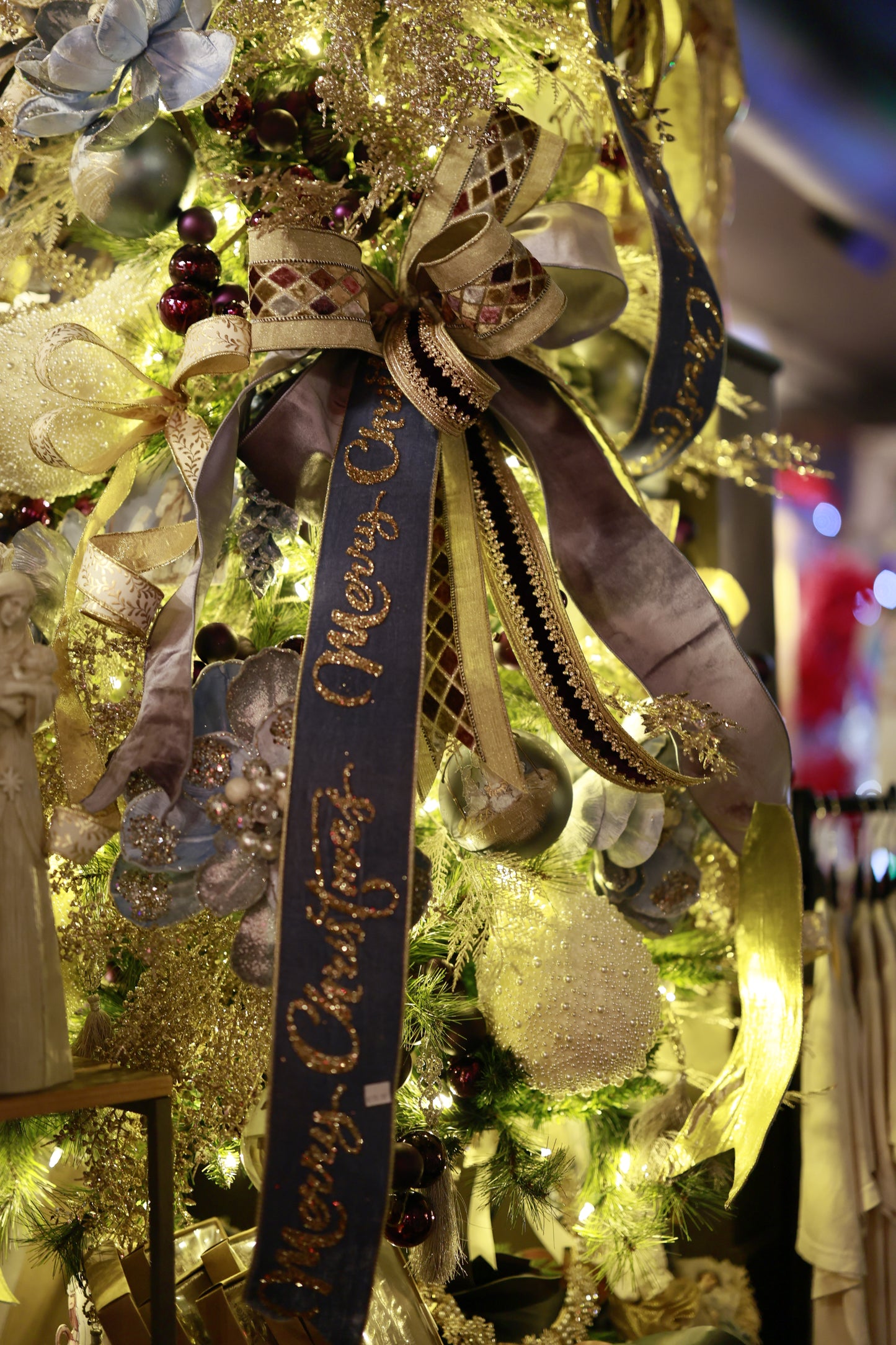 Ribbon - 4" x 5yds, Diamond Velvet Jewel Deluxe Wired