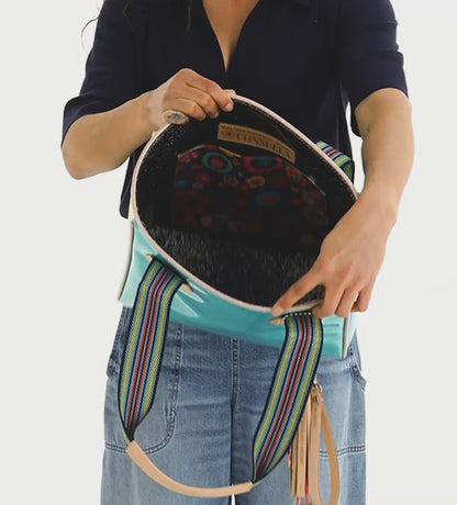 Consuela - Classic Tote - Lumi